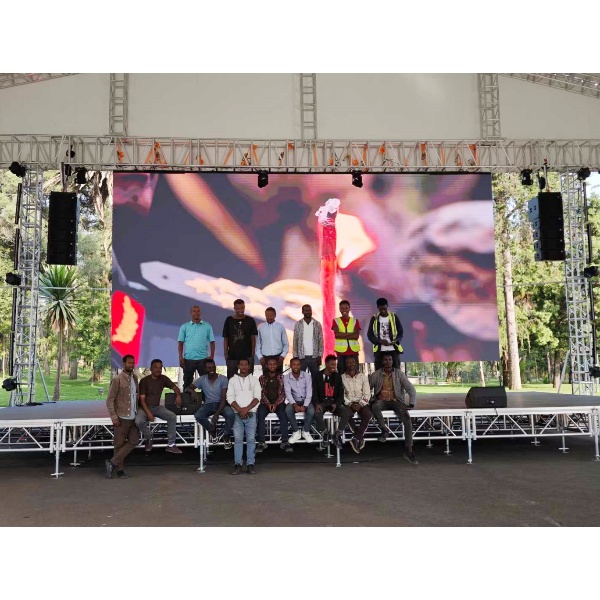 P1.95 GOB Outdoor 100m2 Rental Led Display Screen